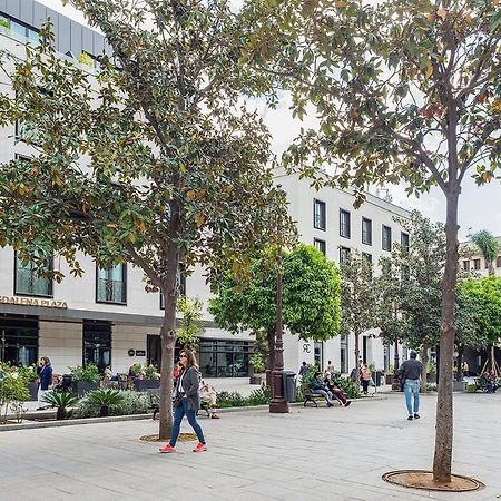Magdalena Plaza Apartment Sevilla Bagian luar foto