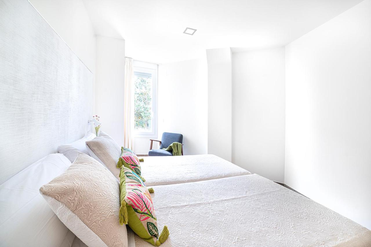 Magdalena Plaza Apartment Sevilla Bagian luar foto