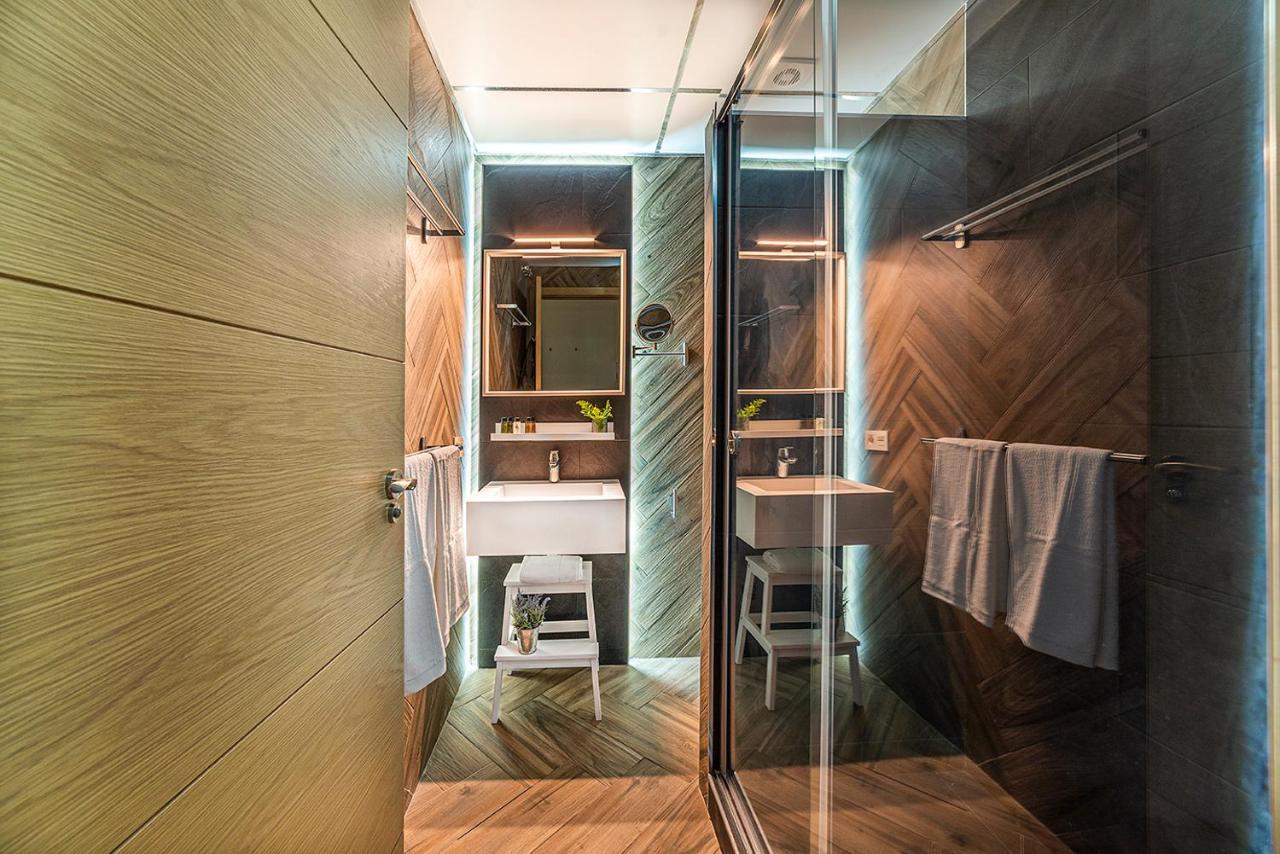 Magdalena Plaza Apartment Sevilla Bagian luar foto