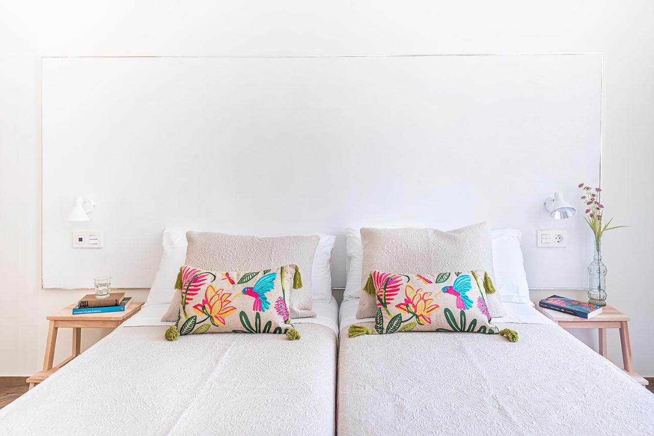 Magdalena Plaza Apartment Sevilla Bagian luar foto