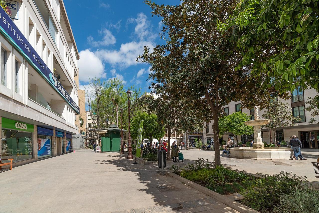 Magdalena Plaza Apartment Sevilla Bagian luar foto
